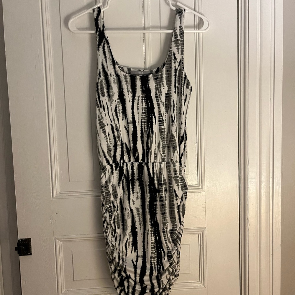 Tart Scoop Neck Midi Dress